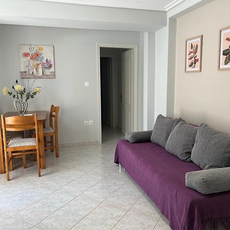 Παραλιακό Διαμέρισμα Με Αυλή Gythio Eksteriør billede